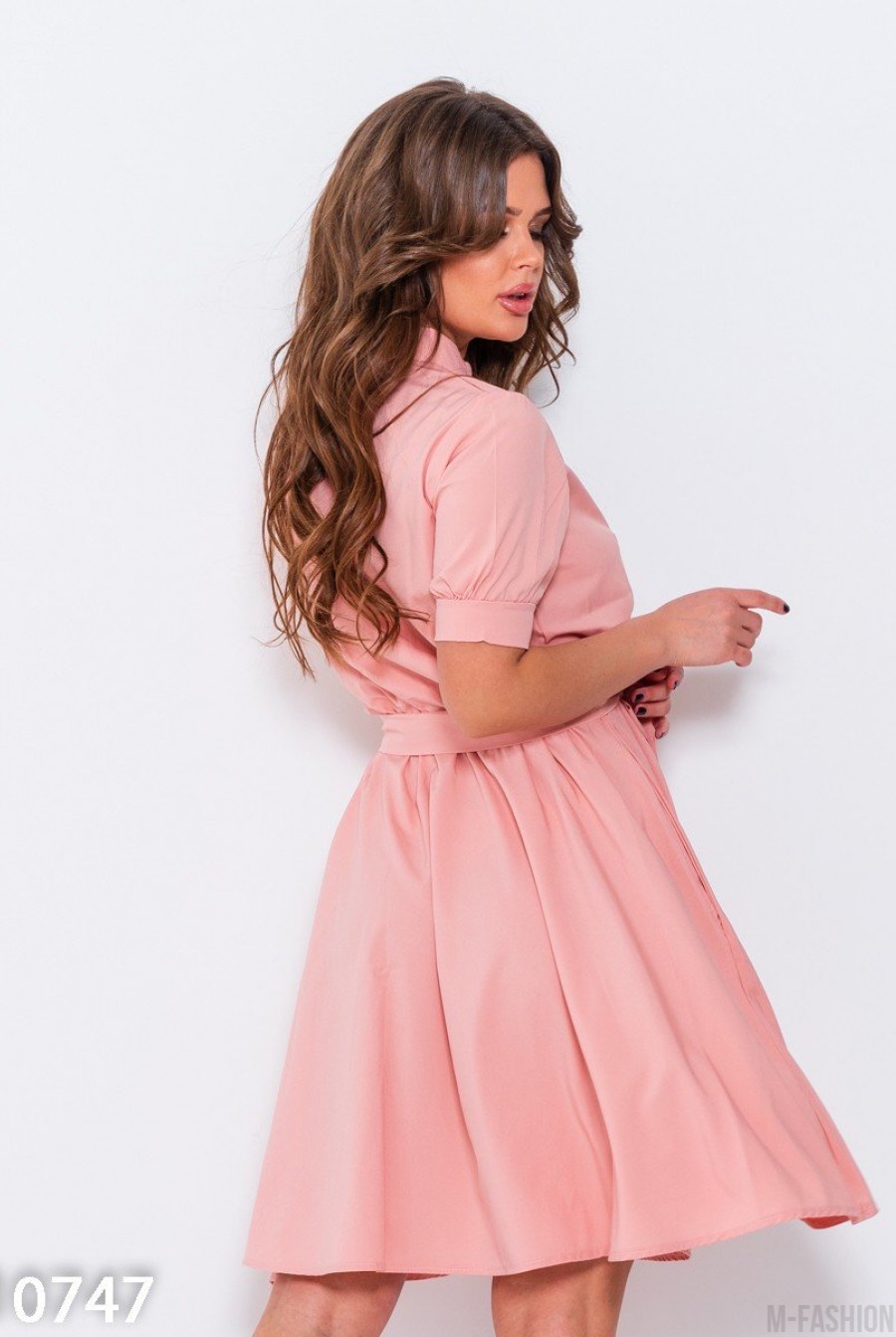 Розовое офисное платье на пуговицах- Фото 3