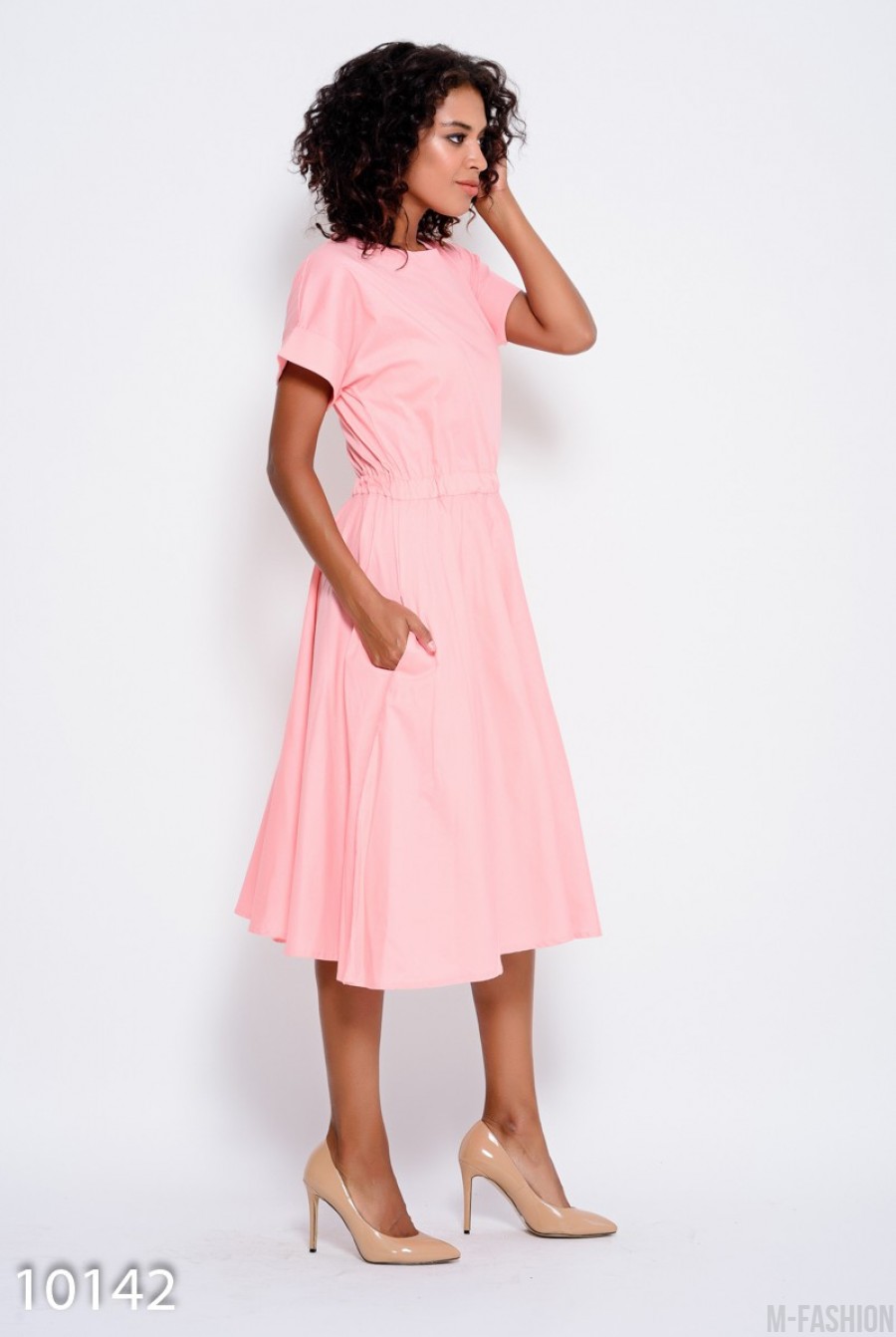 Розовое платье из стрейч коттона с кулиской на талии и карманами- Фото 2