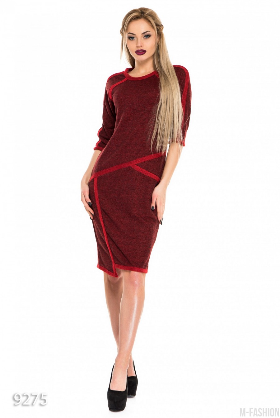Бордовое асимметричное платье из двунити со красной отделкой - Фото 1