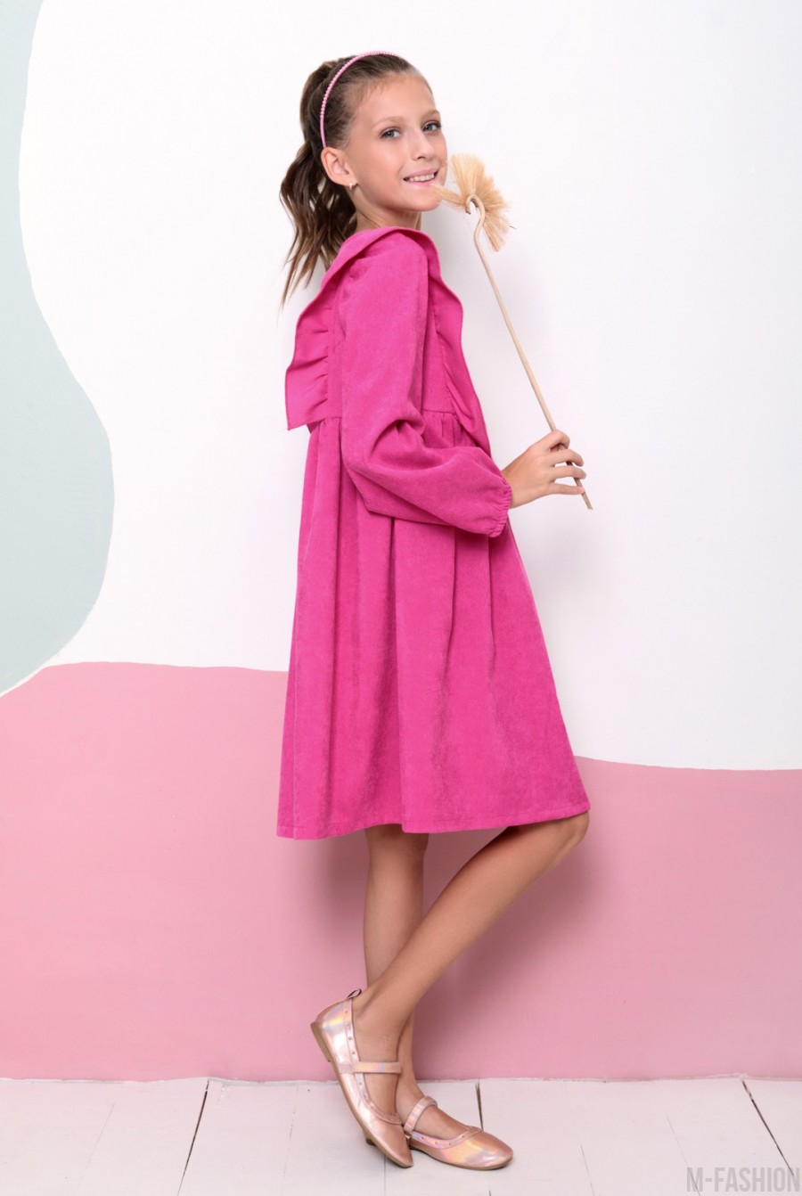Малиновое вельветовое платье с рюшами- Фото 2