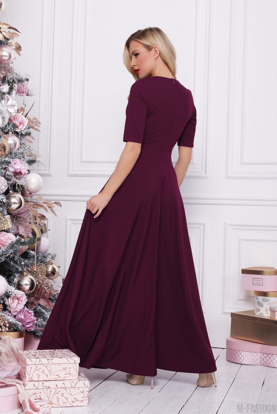 Классическое фиолетовое платье с длиной в пол- Фото 3