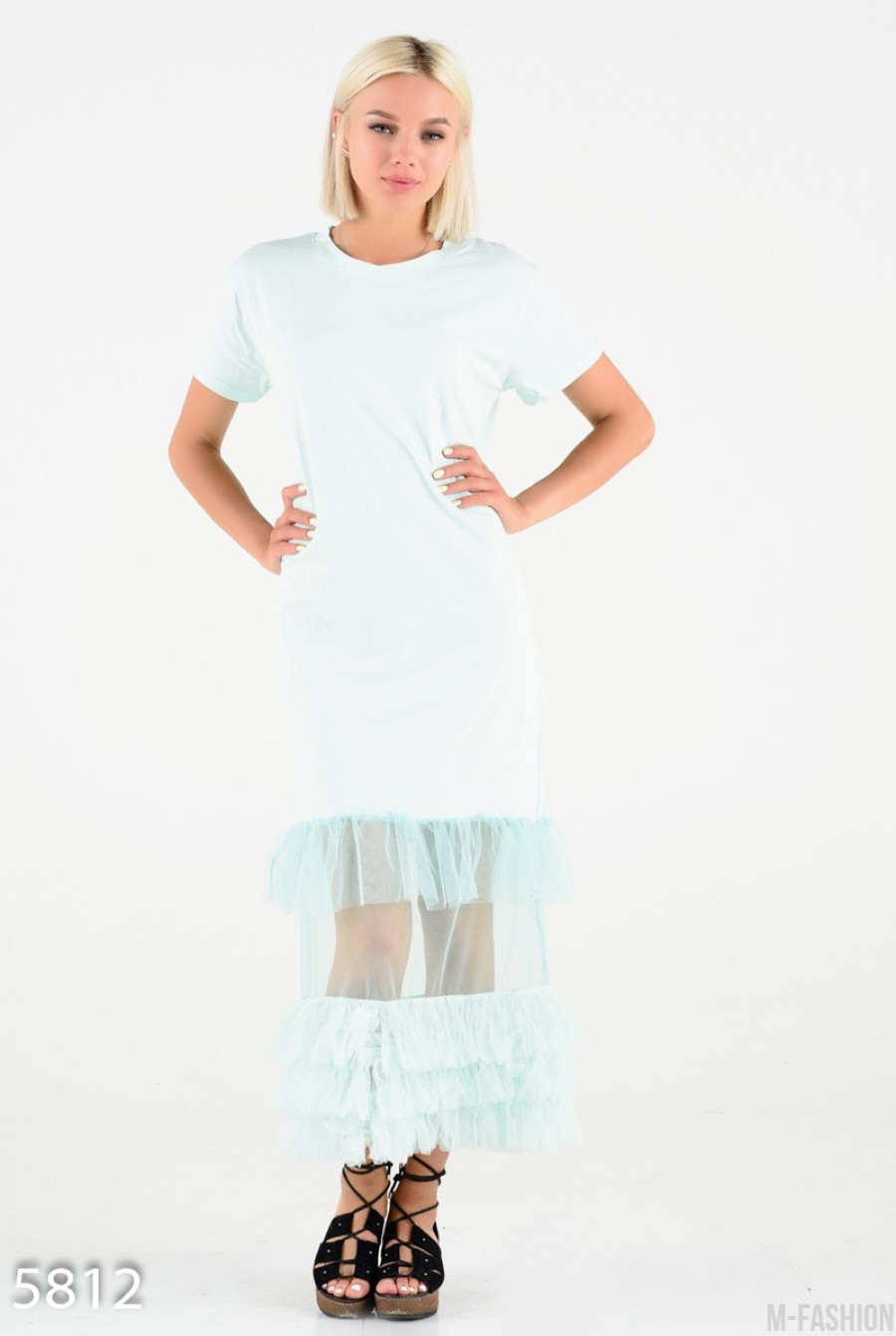 Мятное платье-футболка с сетчатым подолом в пол - Фото 1