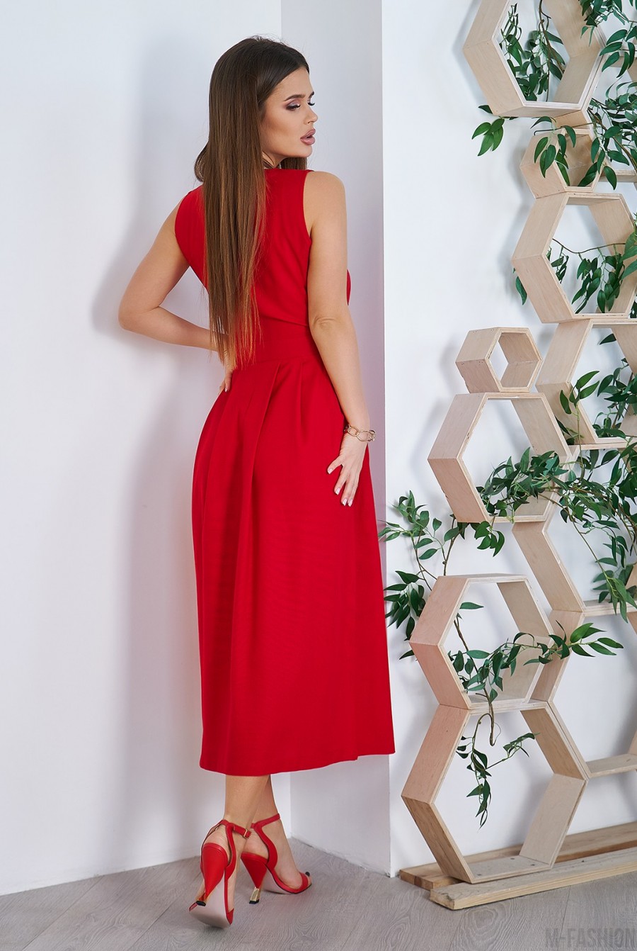 Красное платье с декольте на запах- Фото 5