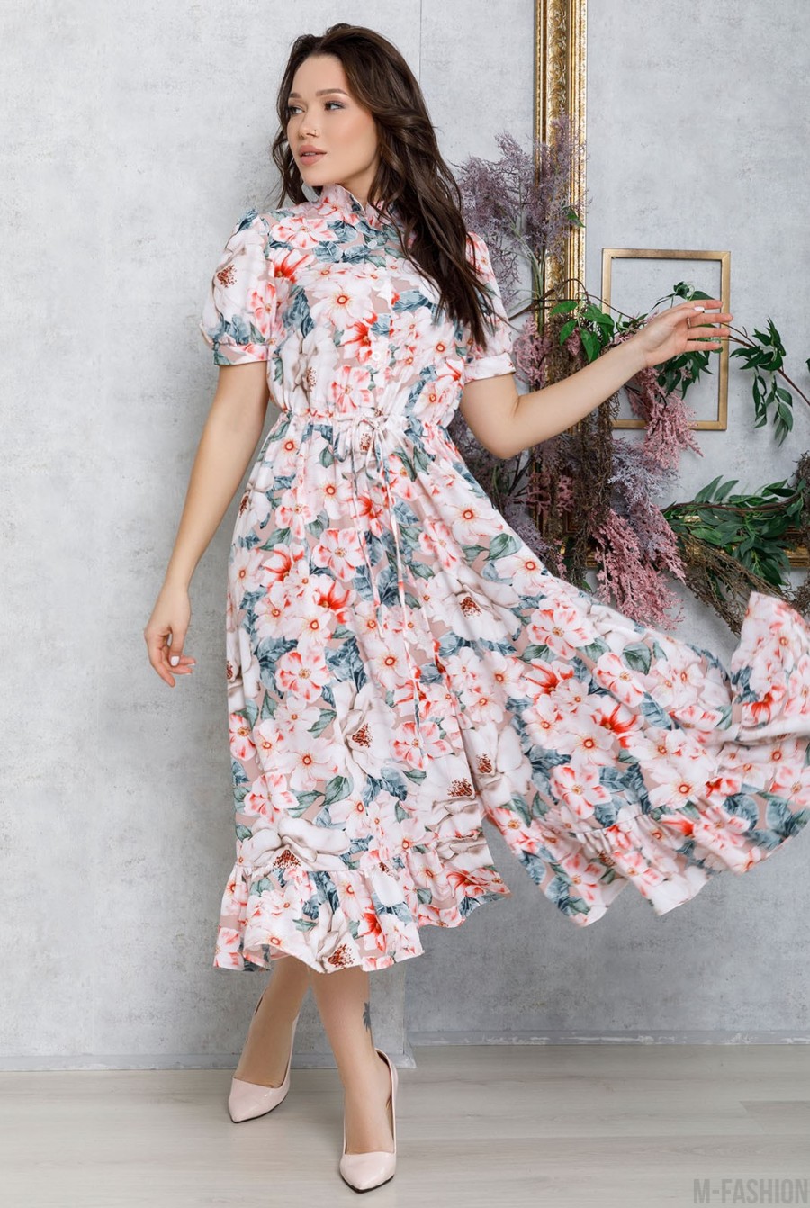 Цветочное платье-рубашка с кулиской и воланом - Фото 1