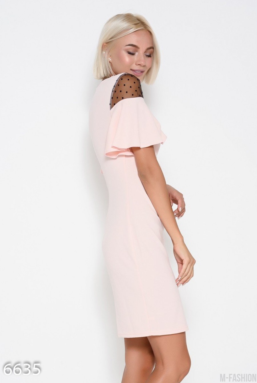 Розовое облегающее платье с рукавами-воланами и сетчатыми вставками- Фото 2