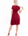 Фактурное трикотажное платье бордового цвета с коротким рукавом