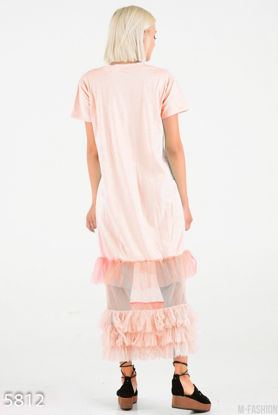 Персиковое платье-футболка с сетчатым подолом в пол- Фото 3
