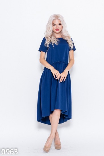 Темно-синее асимметричное платье с рюшами