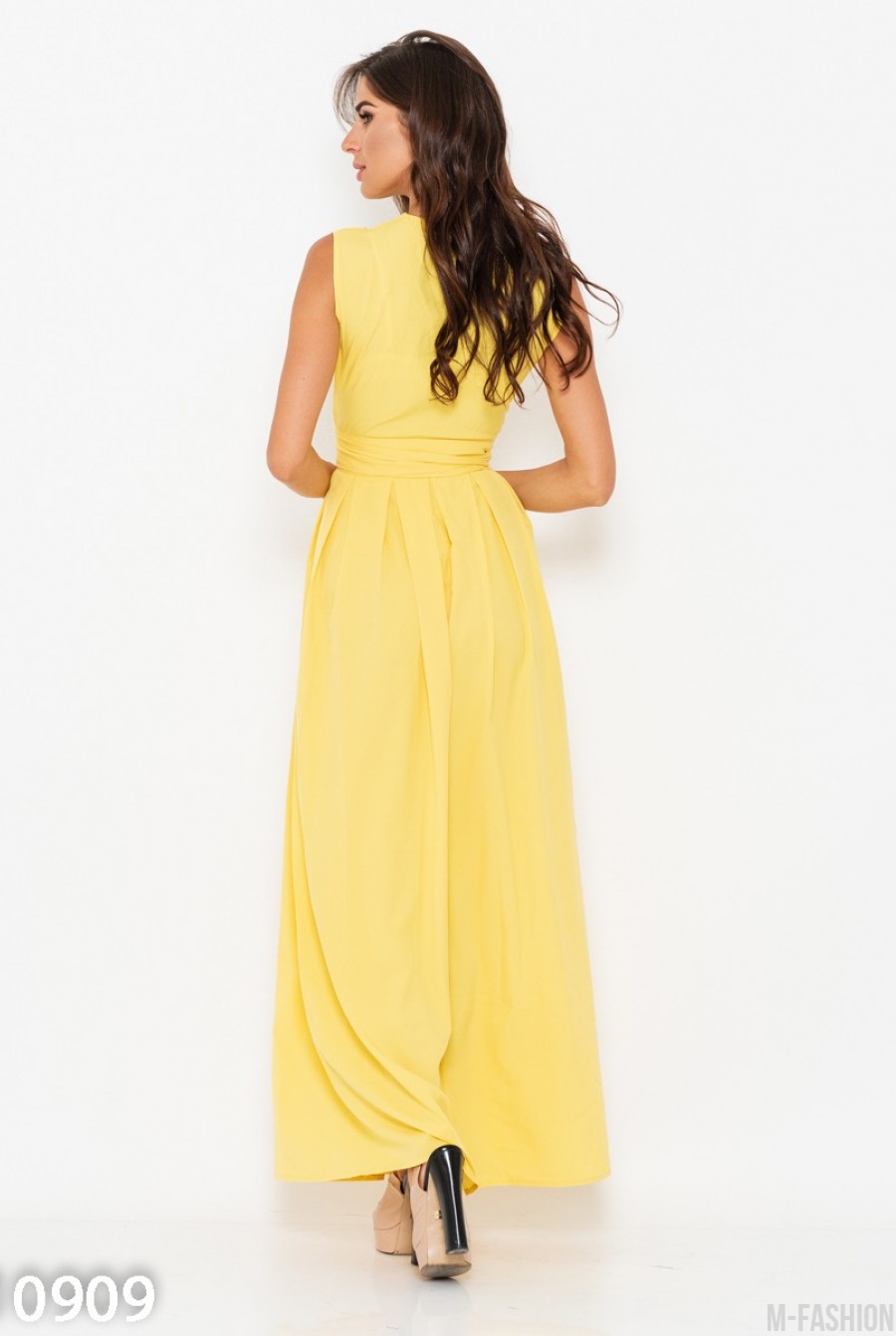 Желтое длинное платье-халат на запах- Фото 5