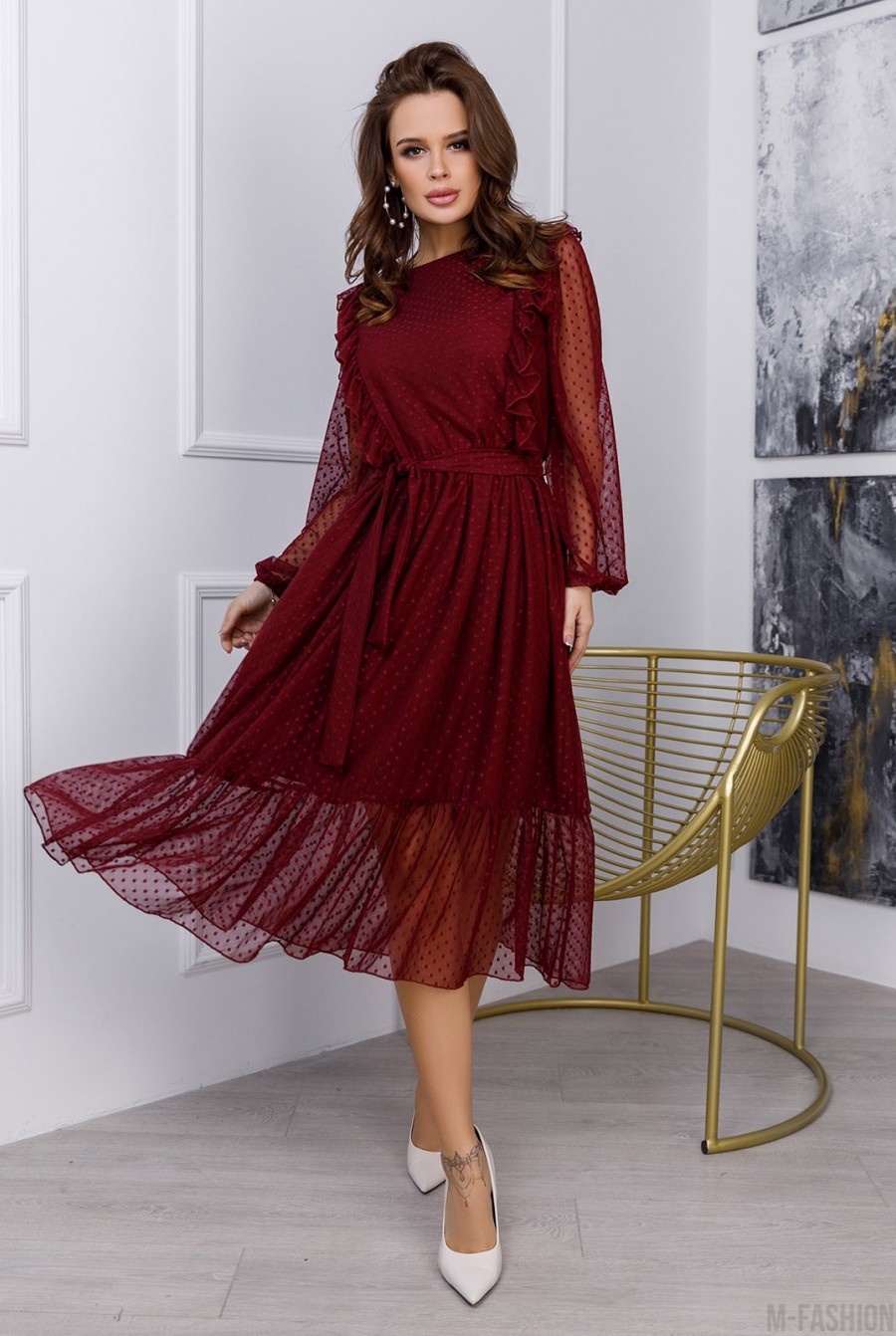 Бордовое комбинированное платье с рюшами - Фото 1