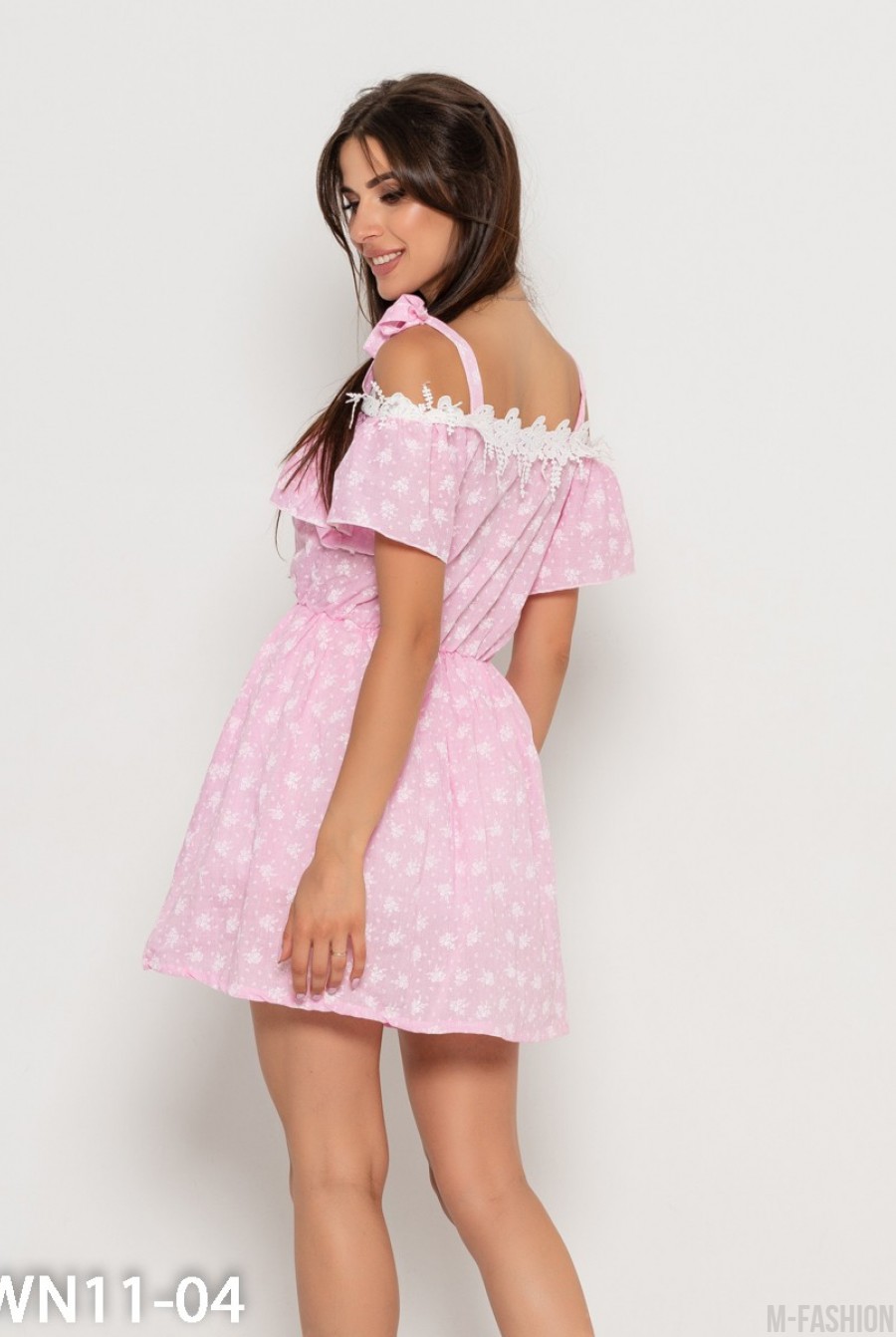 Розовое принтованное платье с открытыми плечами- Фото 3