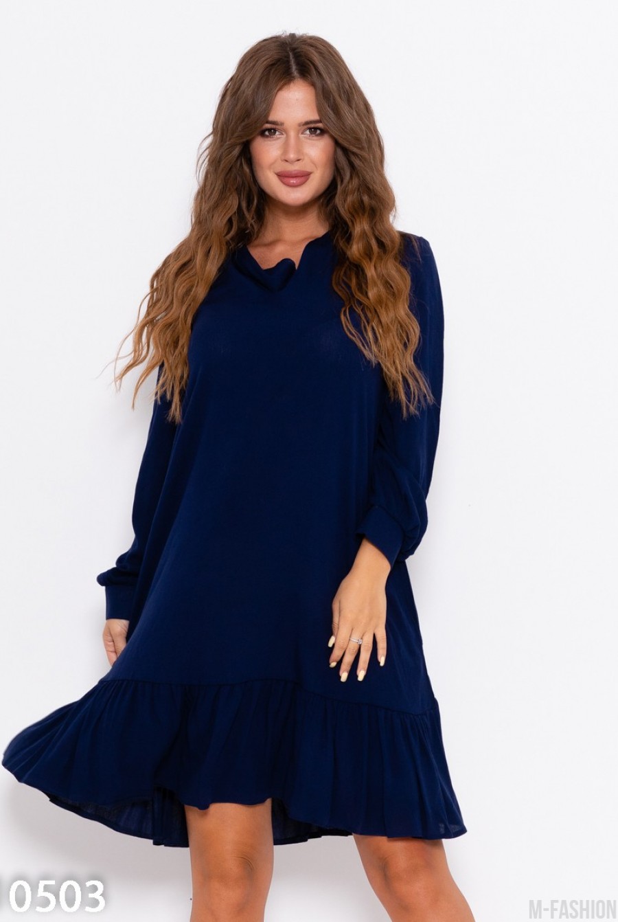 Темно-синее крепдешиновое платье с воланом - Фото 1