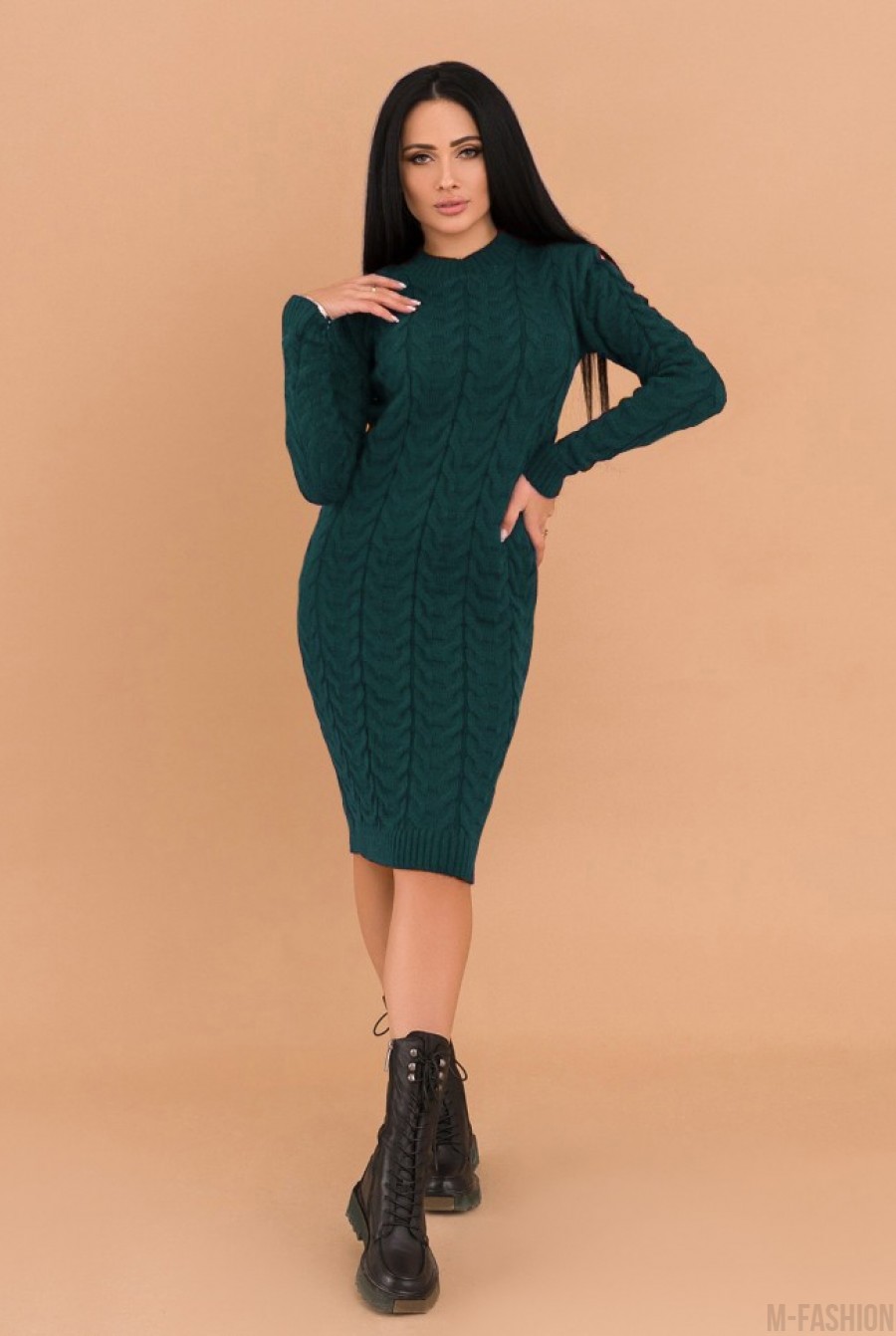 Зеленое вязаное шерстяное теплое платье - Фото 1