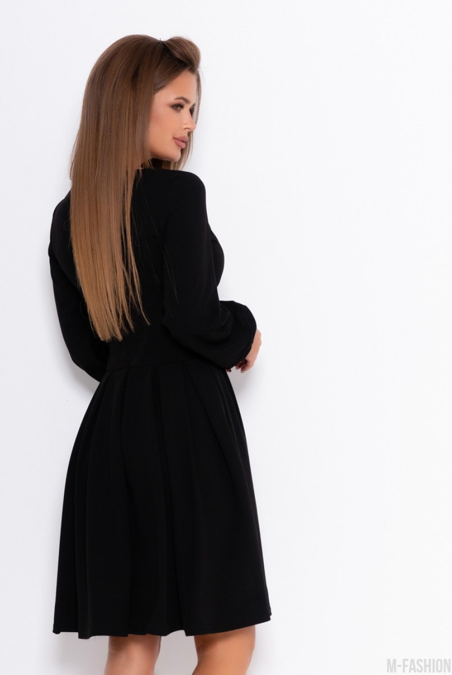 Черное классическое платье с длинными рукавами- Фото 5