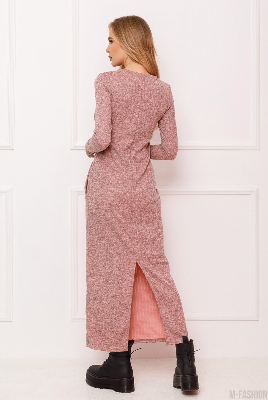 Розовое ангоровое длинное платье с карманами- Фото 3