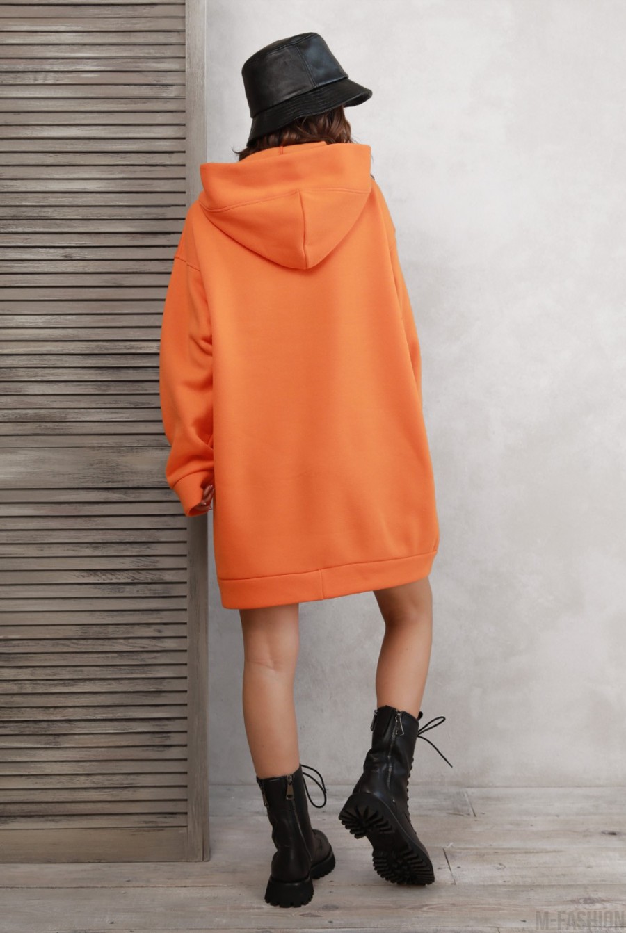 Оранжевое платье-толстовка на флисе- Фото 3