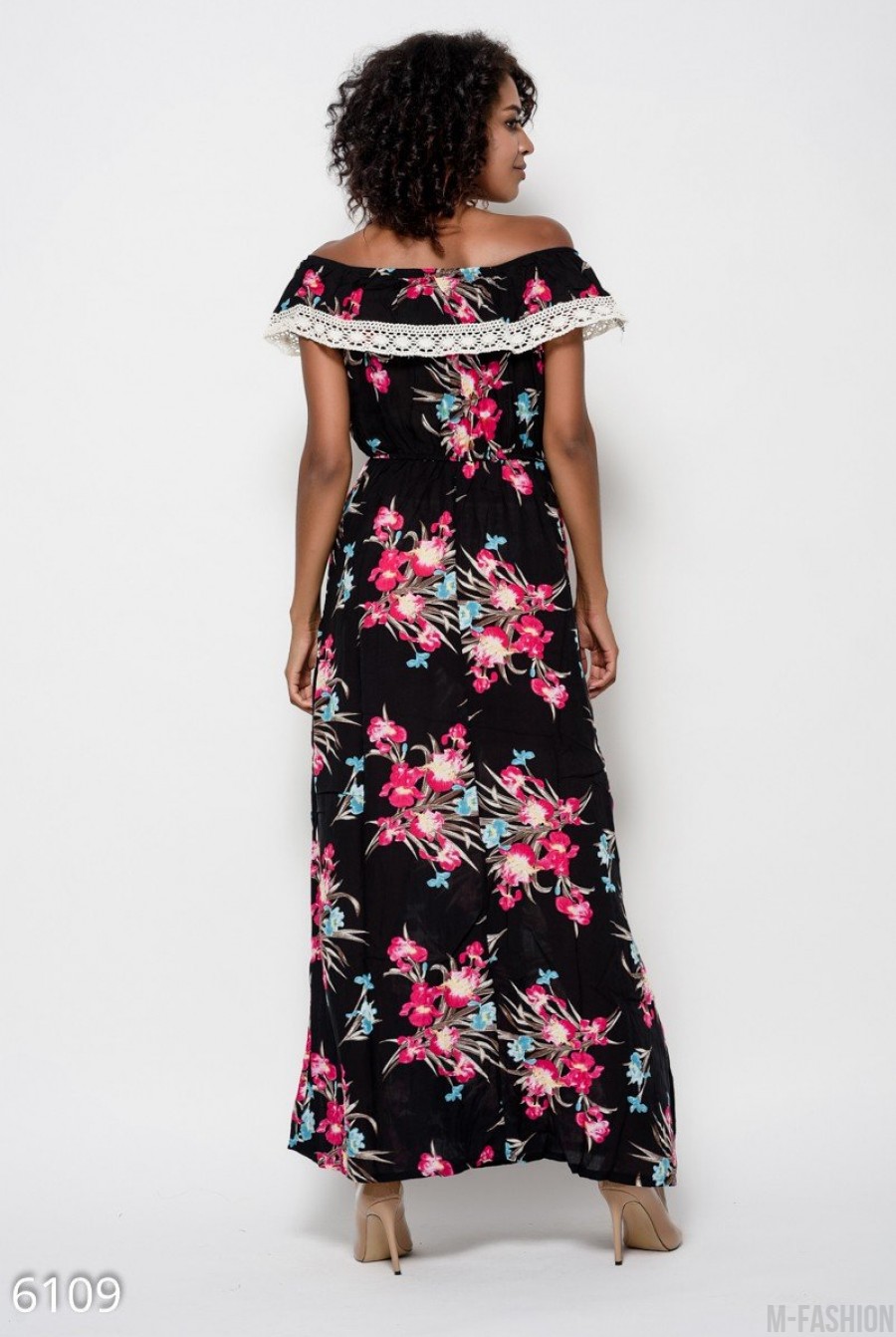 Черное длинное коттоновое платье с цветочным принтом, отворотом и винтажным кружевом- Фото 3