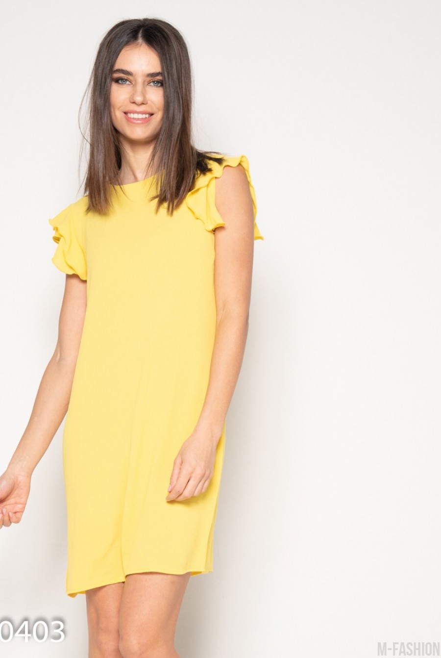 Желтое мини платье с рюшами на рукавах - Фото 1