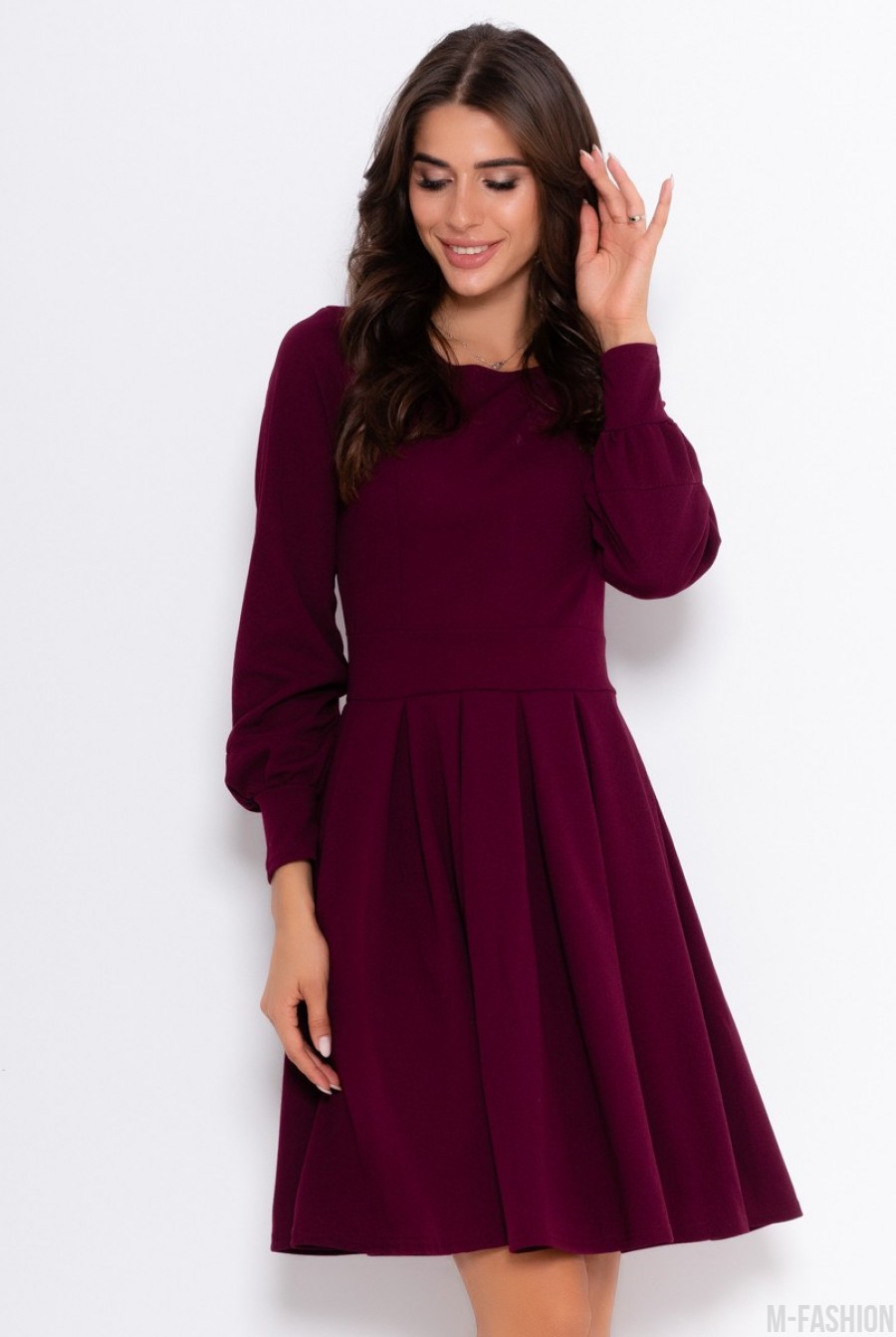 Бордовое классическое платье с длинными рукавами - Фото 1