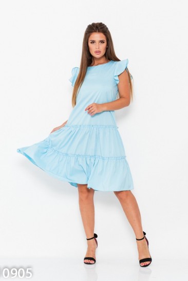 Голубое свободное платье с рюшами и воланами