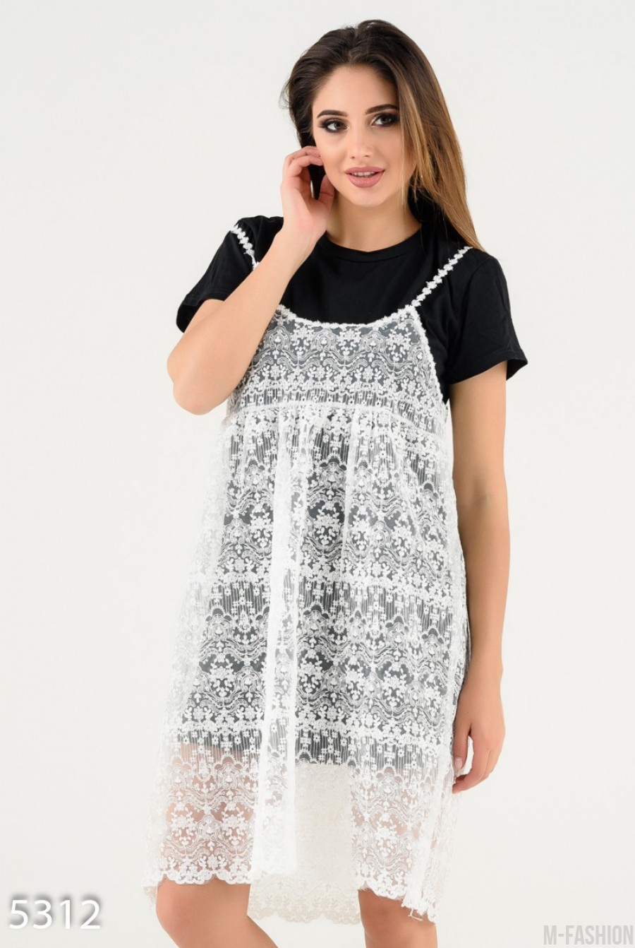 Черное платье-футболка с верхним кружевным сарафаном- Фото 2