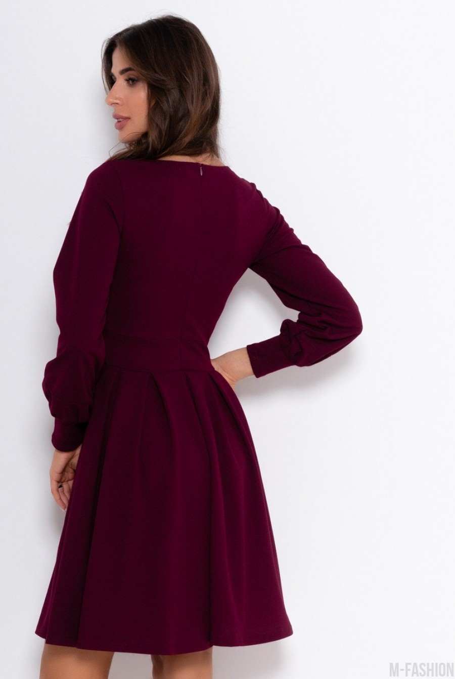 Бордовое классическое платье с длинными рукавами- Фото 4