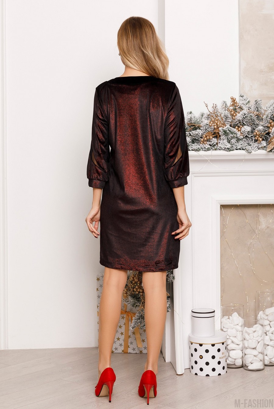 Черно-бордовое велюровое платье с сетчатыми вставками- Фото 3