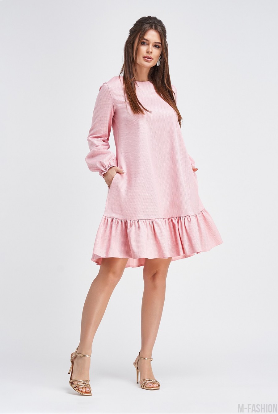 Розовое платье-трапеция с воланом - Фото 1