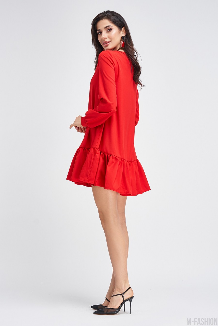 Красное расклешенное платье с планкой на пуговицах- Фото 3