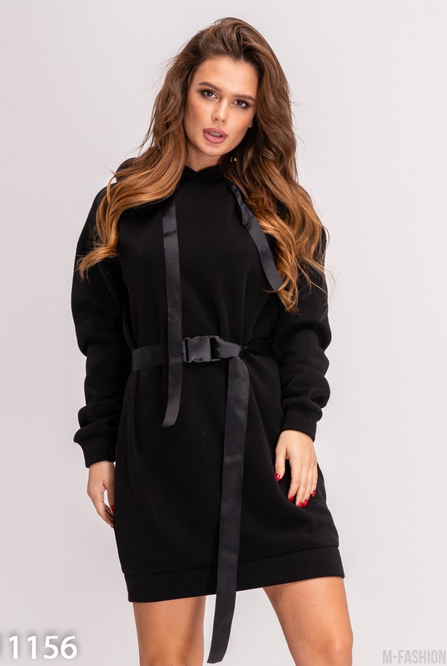 Утепленное флисом черное платье с капюшоном - Фото 1