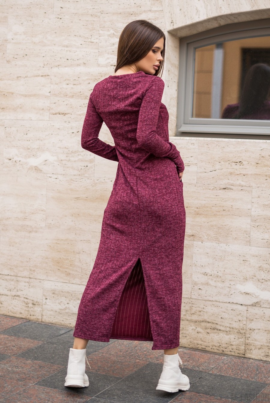 Бордовое длинное платье из фактурной ангоры- Фото 3