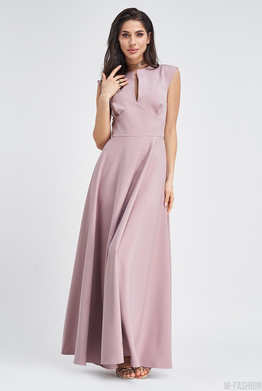 Розовое длинное платье без рукавов - Фото 1