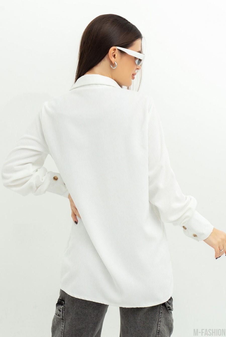 Белая вельветовая свободная рубашка- Фото 3