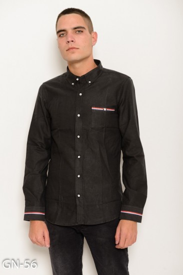 Черная коттоновая рубашка с длинными рукавами и полосатым лаконичным декором