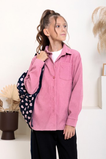 Розовая вельветовая рубашка с длинными рукавами