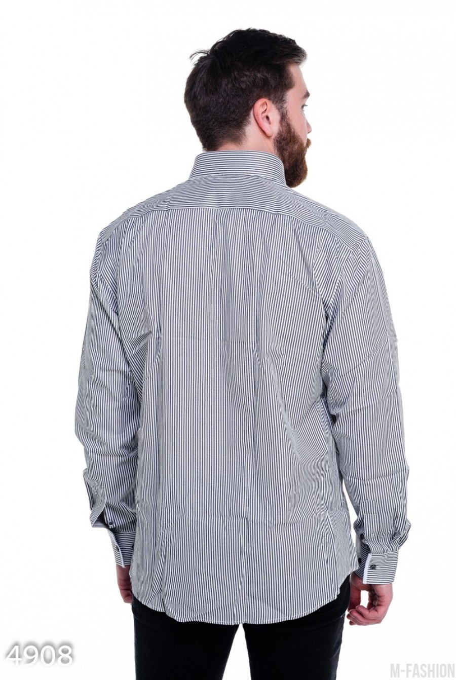 Серая мужская рубашка в темную вертикальную полоску- Фото 3