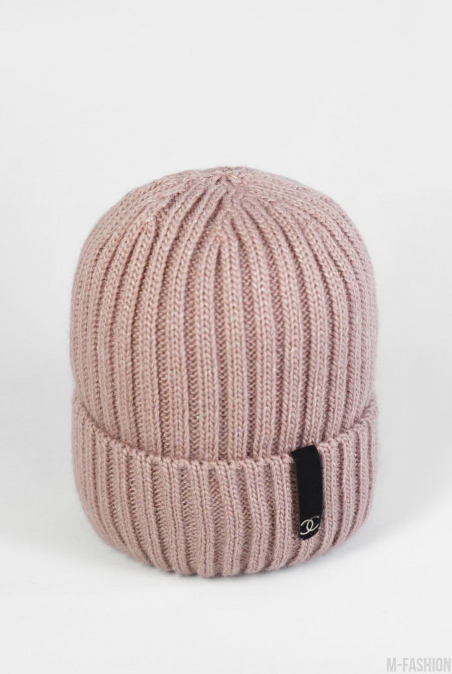 Темно-розовая теплая шерстяная шапка бини - Фото 1