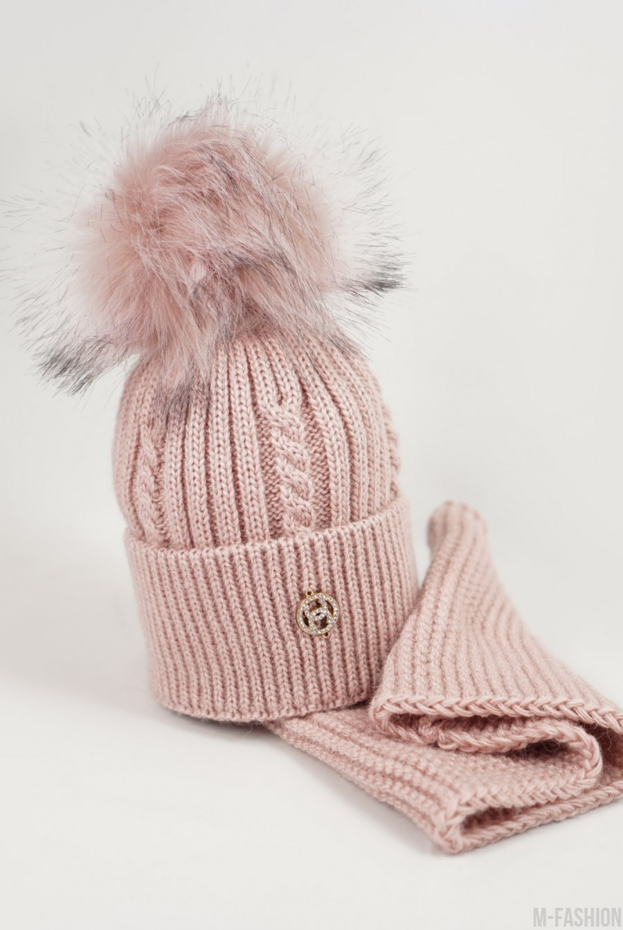 Розовый зимний комплект с шапкой и хомутом- Фото 2