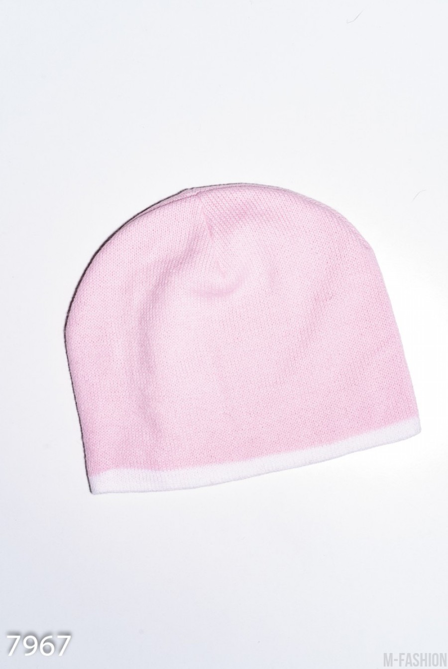 Розовая демисезонная шапка с белым кантом- Фото 2