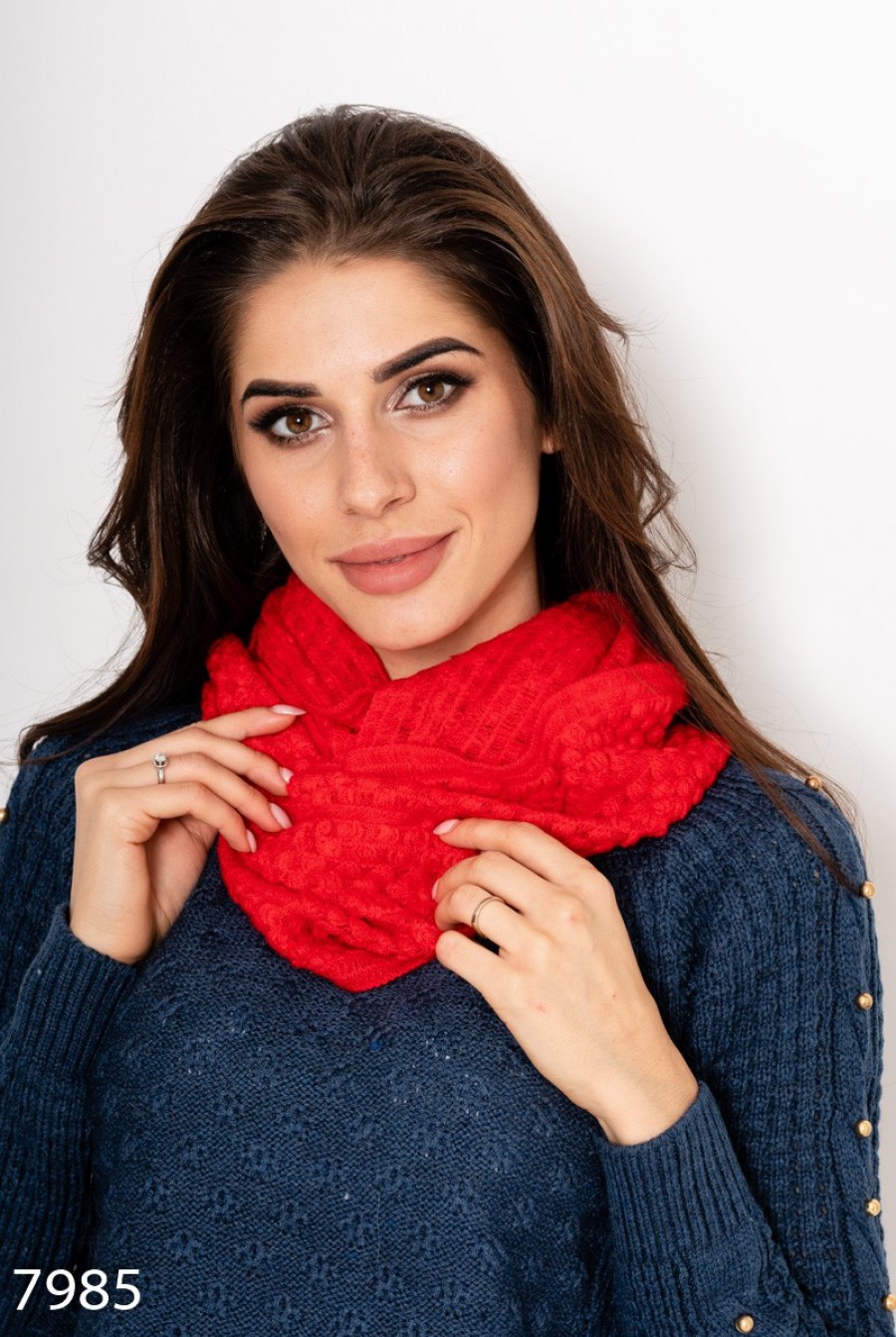 Красный однотонный шарф-хомут декоративной вязки - Фото 1