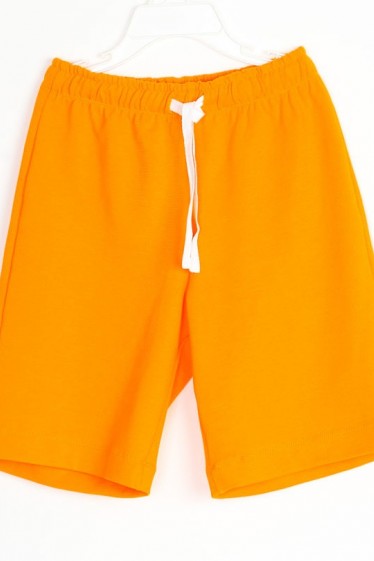 Шорты летние оранжевого цвета со шнурком на талии