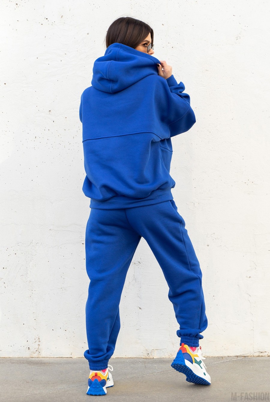 Синий утепленный костюм свободного кроя- Фото 3