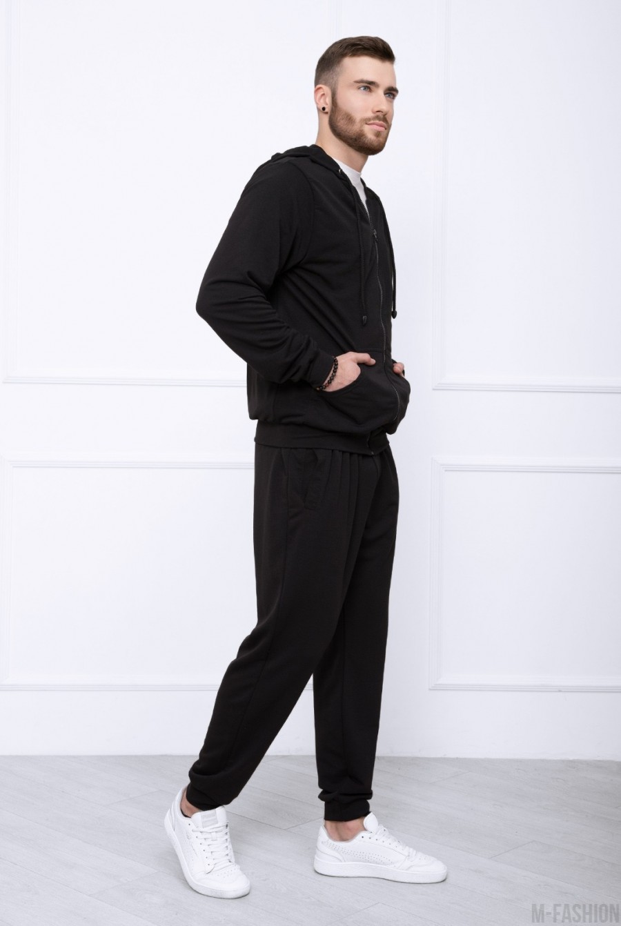 Черный однотонный спортивный костюм из трикотажа- Фото 2