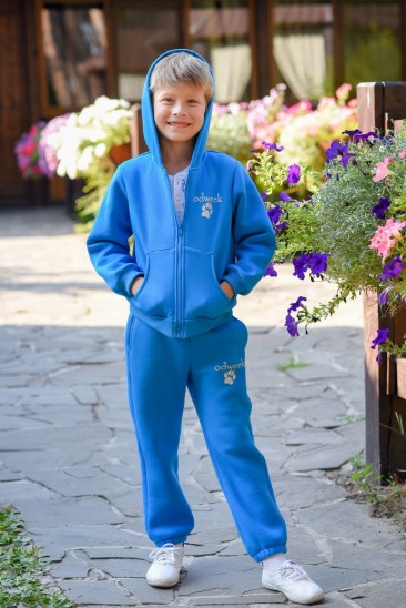 Теплый спортивный костюм из футера с карманами и капюшоном синего цвета