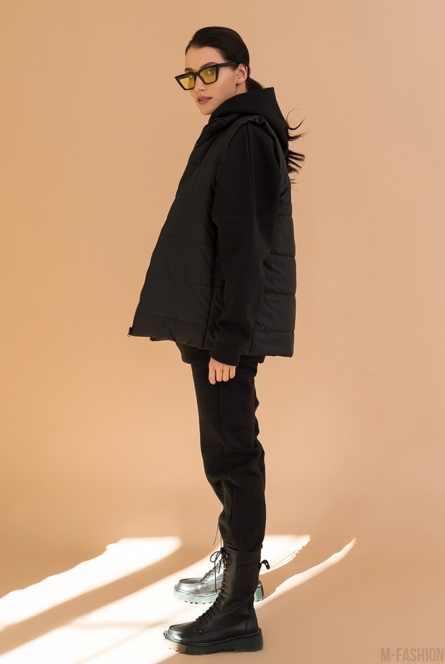 Черный теплый костюм тройка с жилеткой- Фото 2