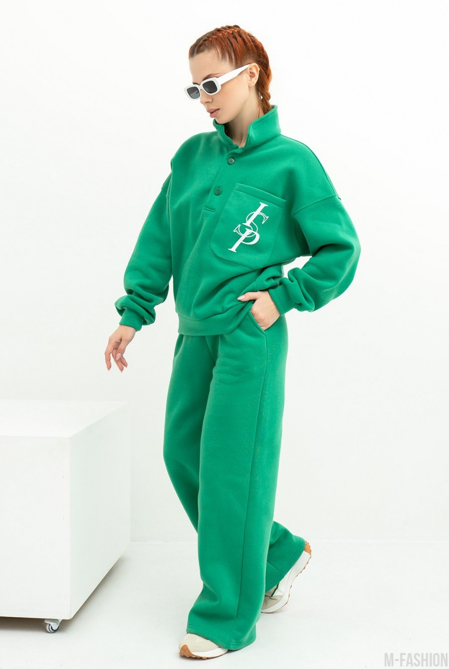 Зеленый свободный теплый костюм с карманом- Фото 3