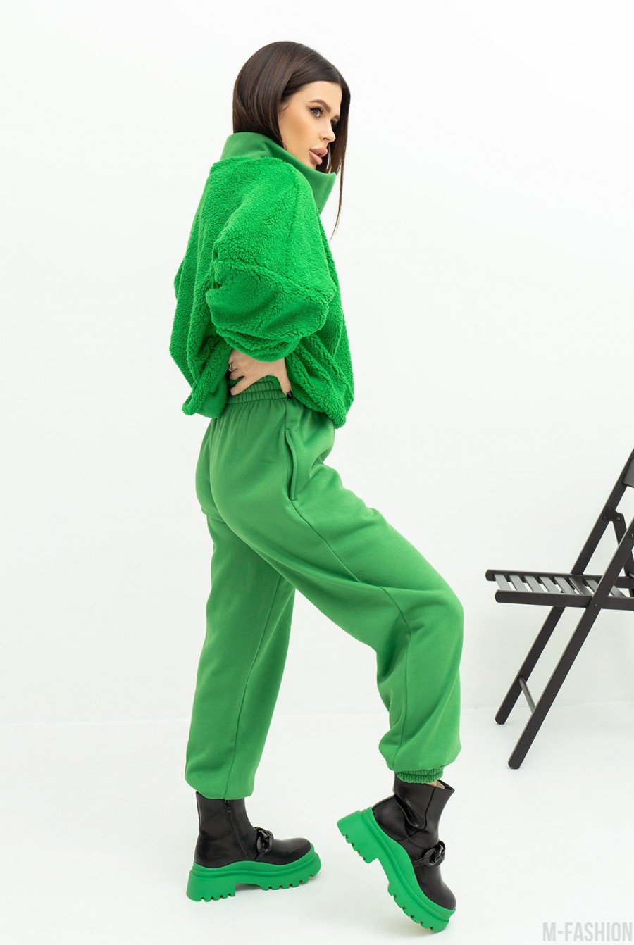 Зеленый костюм с шерстяными вставками- Фото 2