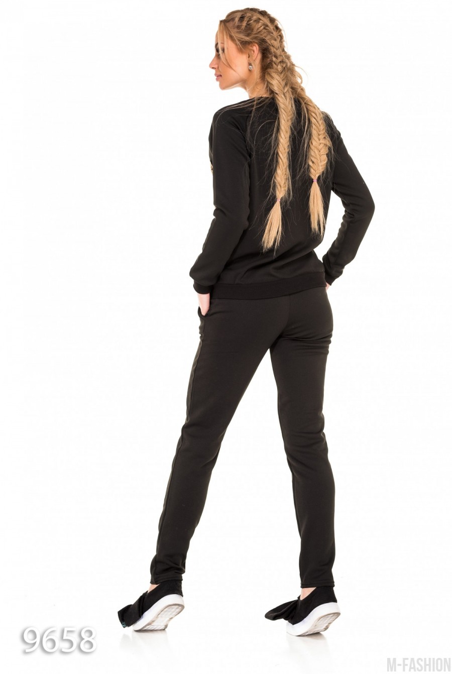 Черный спортивный костюм с крупной вышивкой двусторонними пайетками- Фото 3