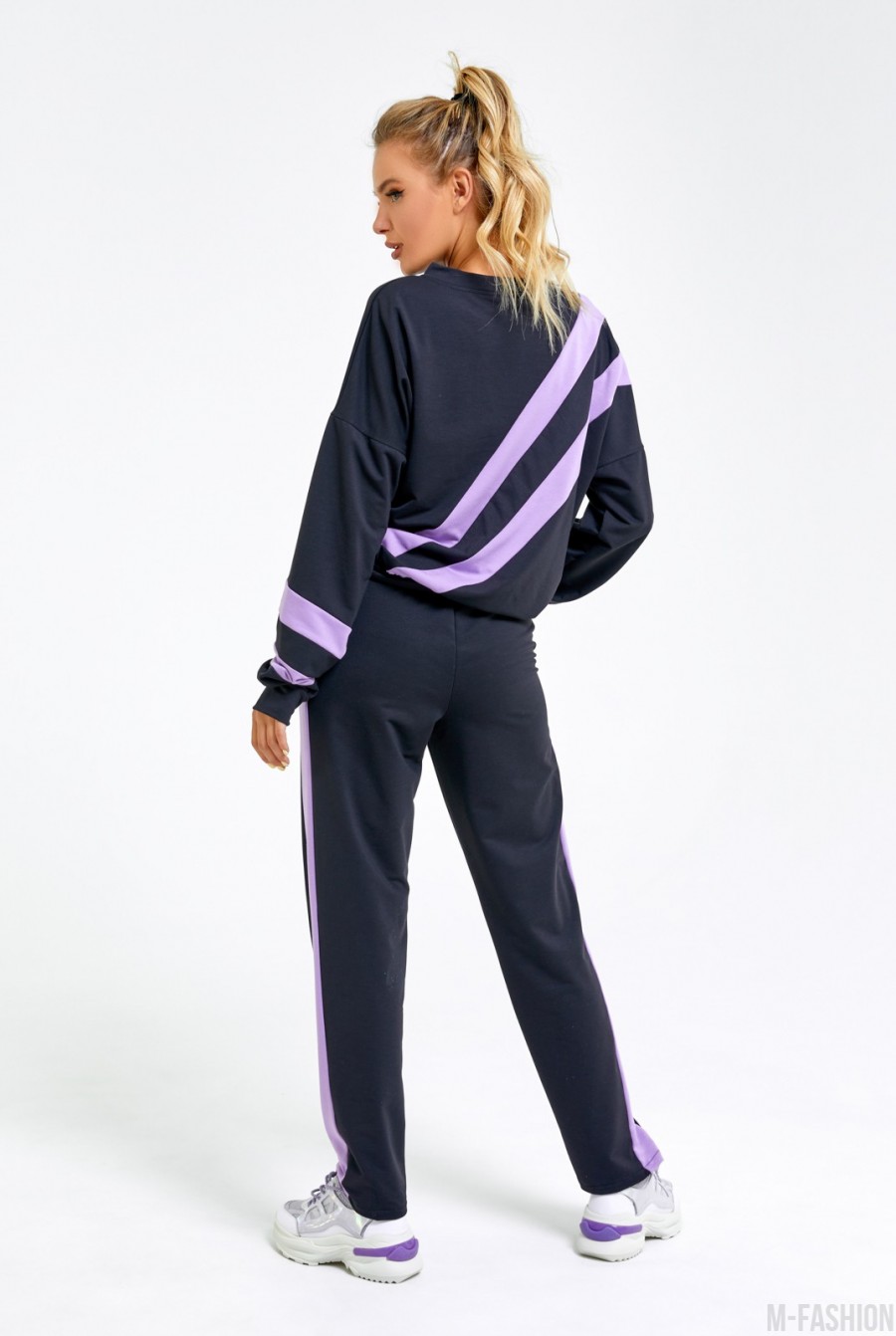 Черно-фиолетовый спортивный костюм из трикотажа- Фото 3