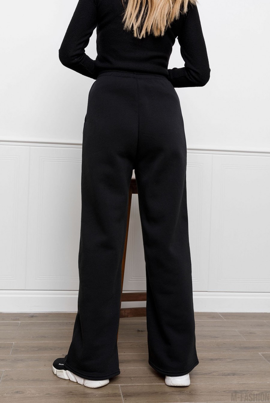 Черные утепленные флисом широкие штаны- Фото 3